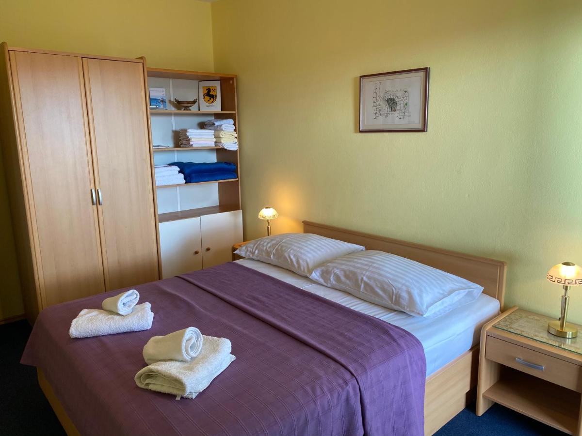 Family Apartments Vesna- 100 M Beach -Center Crikvenica Exterior photo