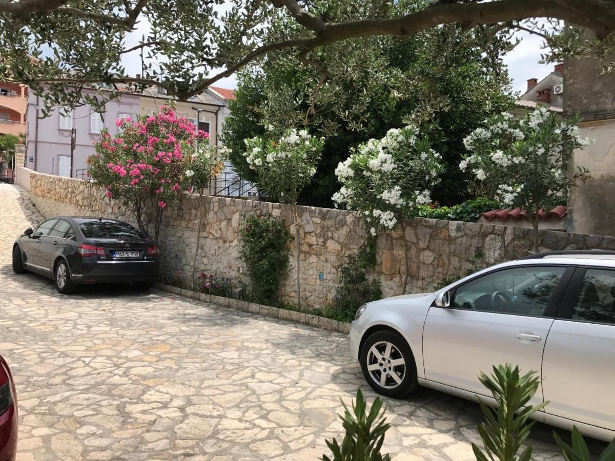 Family Apartments Vesna- 100 M Beach -Center Crikvenica Exterior photo